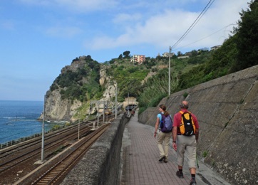 24.Vom Bahnhof Corniglia